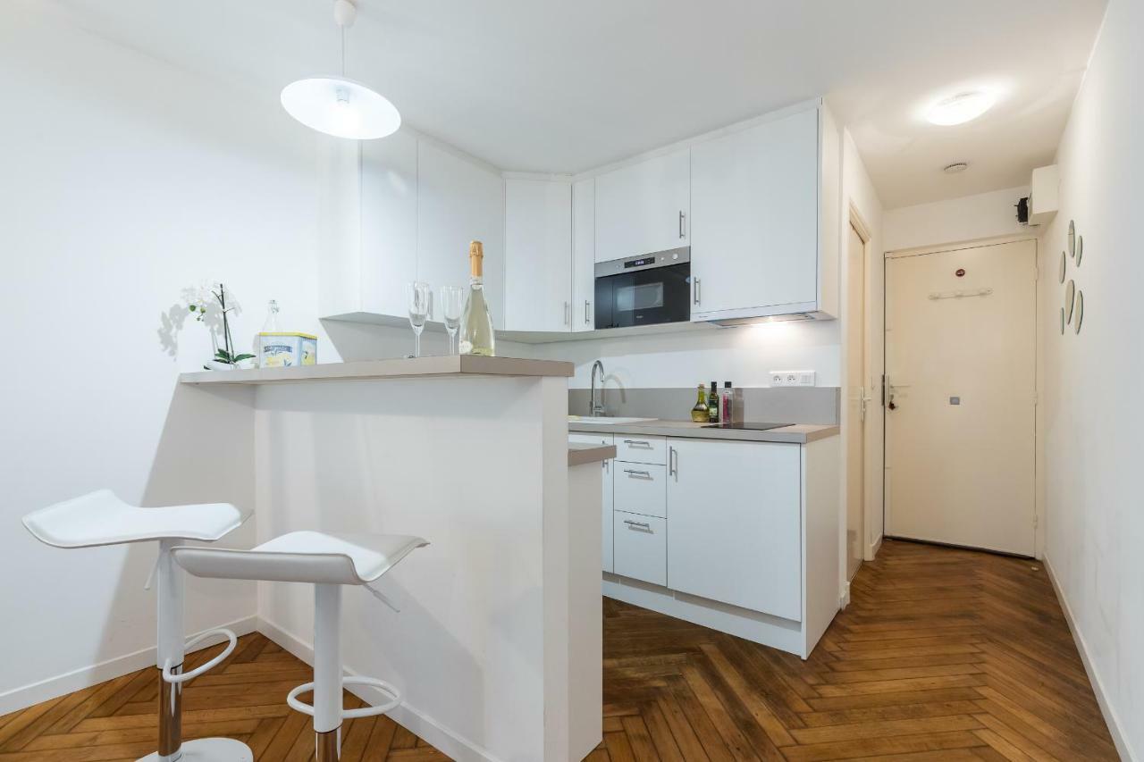 Cosy Malte Lägenhet Menton Exteriör bild