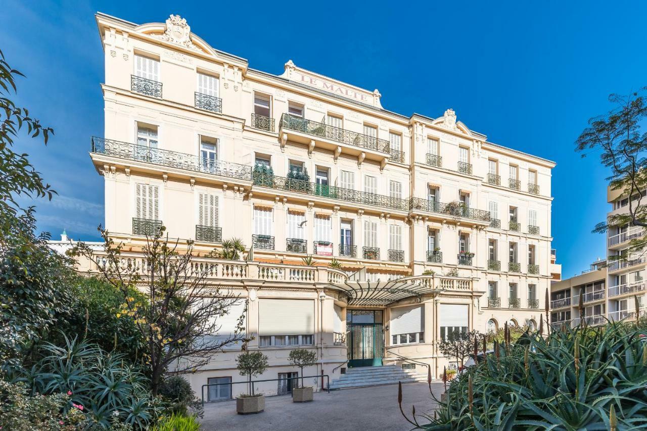 Cosy Malte Lägenhet Menton Exteriör bild