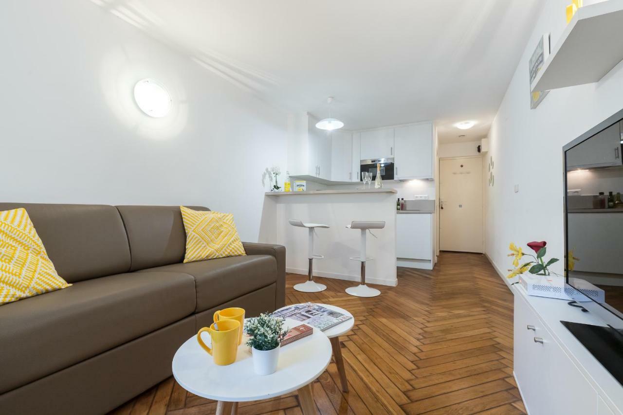 Cosy Malte Lägenhet Menton Exteriör bild